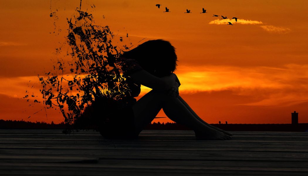 feeling-alone-surreal-art-fy010m66exvnm197-1 feeling-alone-surreal-art-fy010m66exvnm197-1